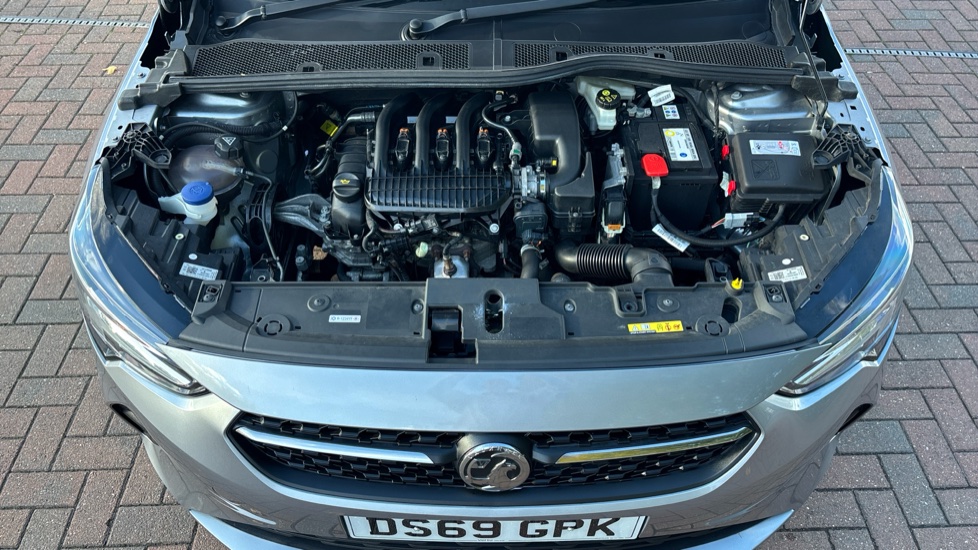 Vauxhall Corsa 1.2 SE 5dr Petrol Hatchback - Image 8