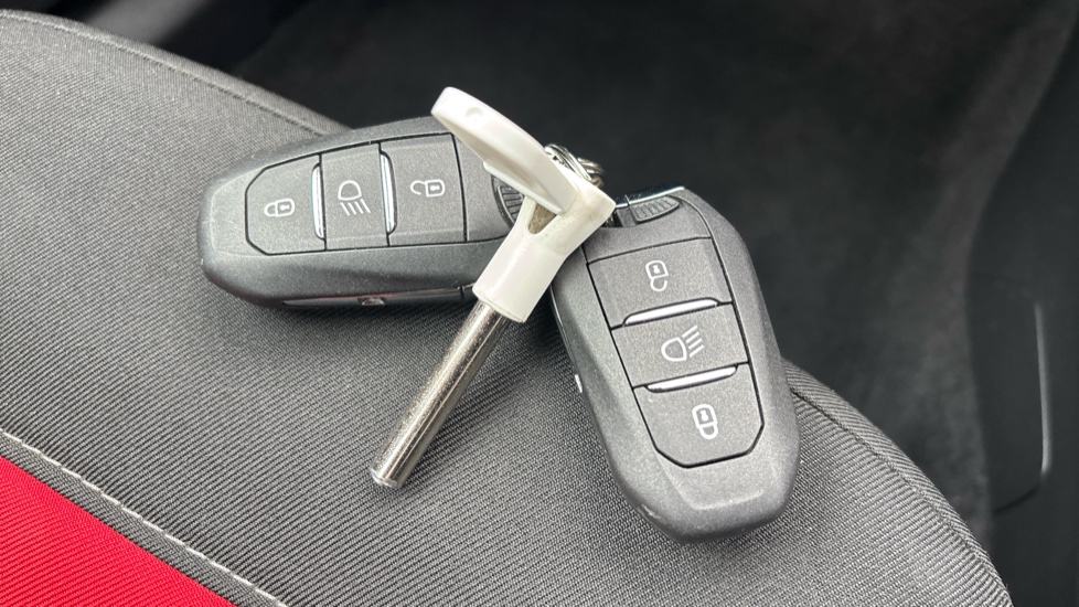 Vauxhall Mokka 1.2 Turbo 100 GS  5dr Petrol Hatchback - Image 20
