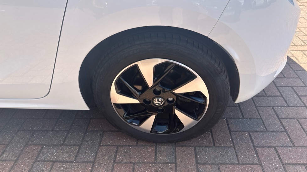 Vauxhall Corsa 100kW SE Nav Premium 50kWh 5dr Auto [11kWCh] Electric Hatchback - Image 36