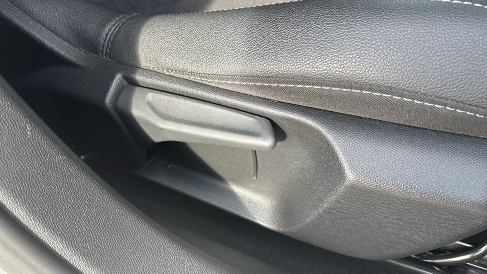 Vauxhall Corsa 1.2 Elite Edition 5dr Petrol Hatchback - Image 39