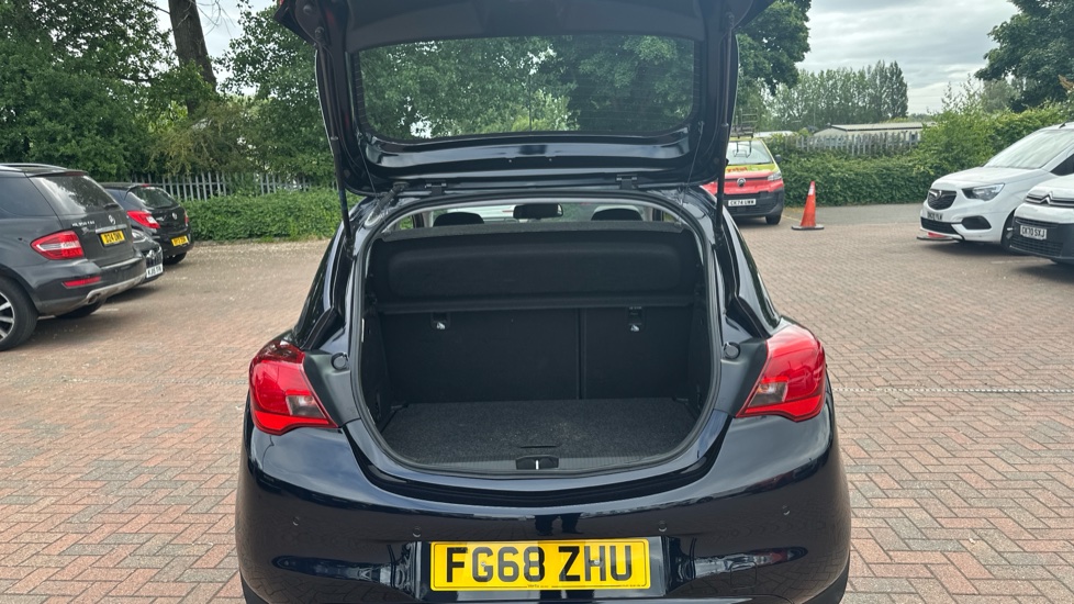 Vauxhall Corsa 1.4 SE Nav 3dr Petrol Hatchback - Image 4