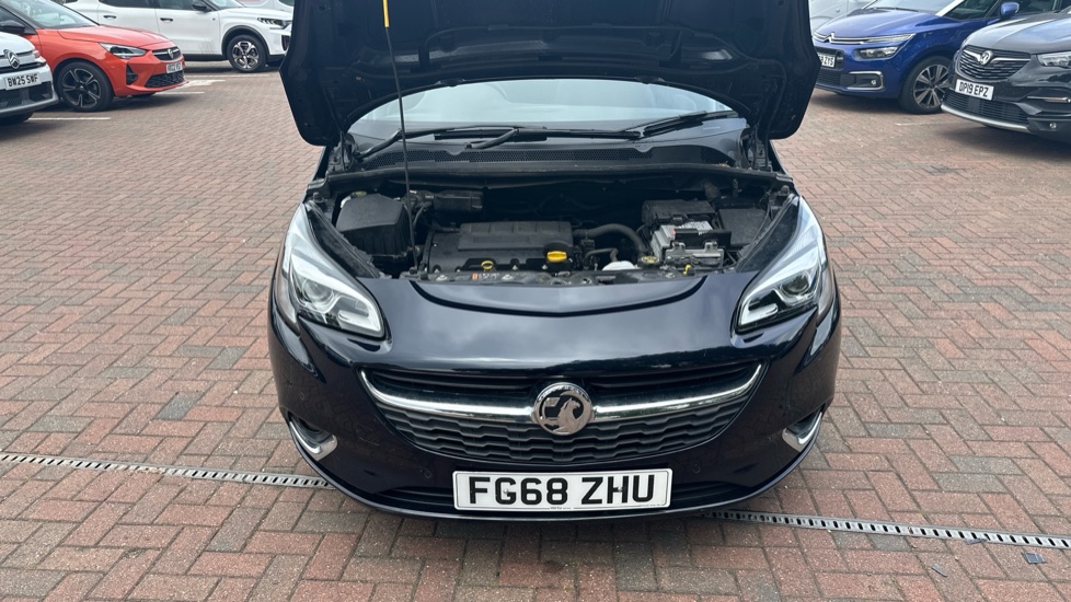 Vauxhall Corsa 1.4 SE Nav 3dr Petrol Hatchback - Image 8