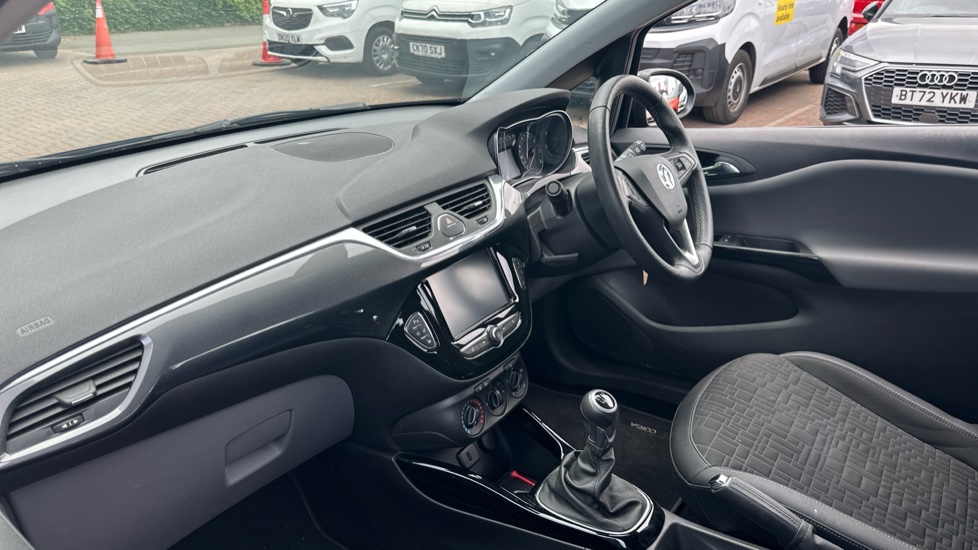 Vauxhall Corsa 1.4 SE Nav 3dr Petrol Hatchback - Image 9