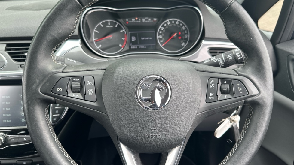 Vauxhall Corsa 1.4 SE Nav 3dr Petrol Hatchback - Image 23