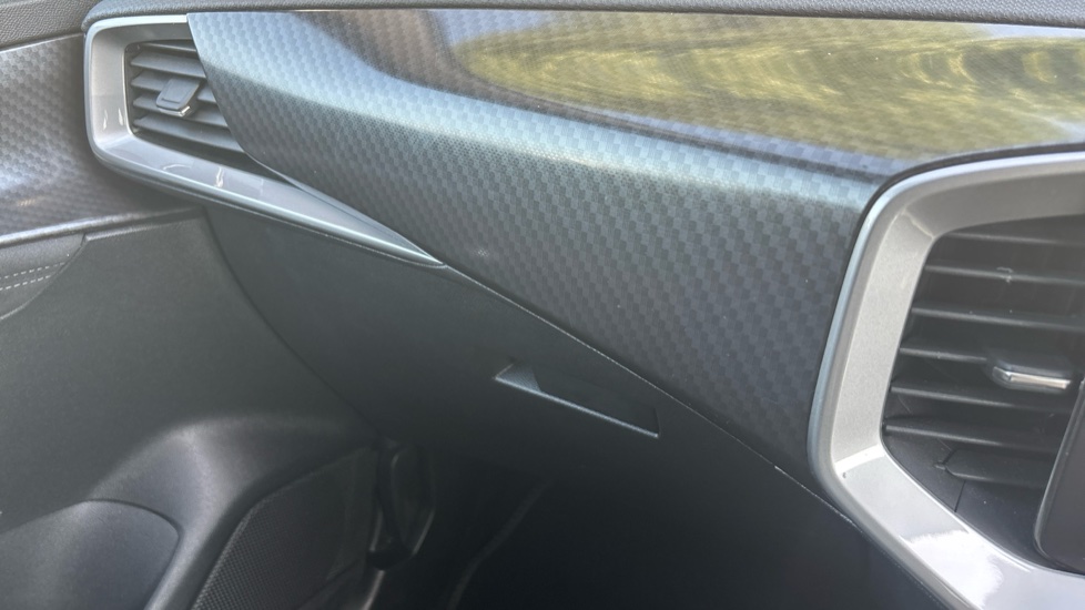 Vauxhall Mokka 100kW Ultimate 50kWh 5dr Auto Electric Hatchback - Image 21