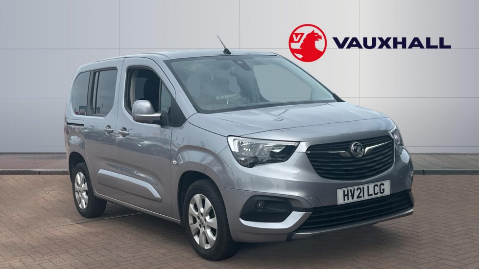 Vauxhall Combo Life 1.5 Turbo D SE 5dr [7 seat] Diesel Estate - Image 1