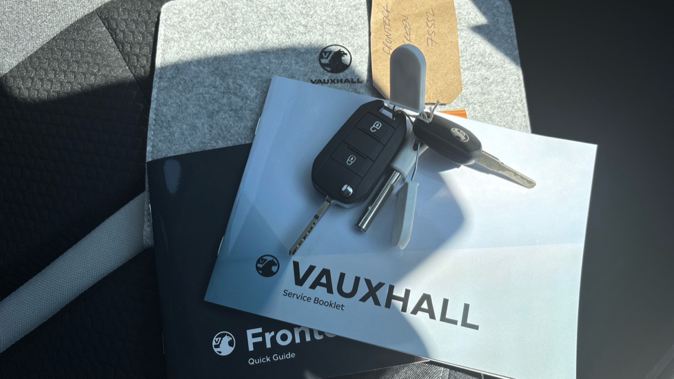 Vauxhall Frontera 1.2 Hybrid [110] Ultimate 5dr e-DCT6 Petrol Estate - Image 19
