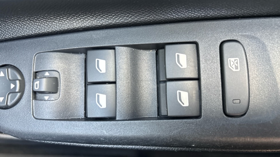 Vauxhall Corsa 1.2 GS 5dr Petrol Hatchback - Image 37
