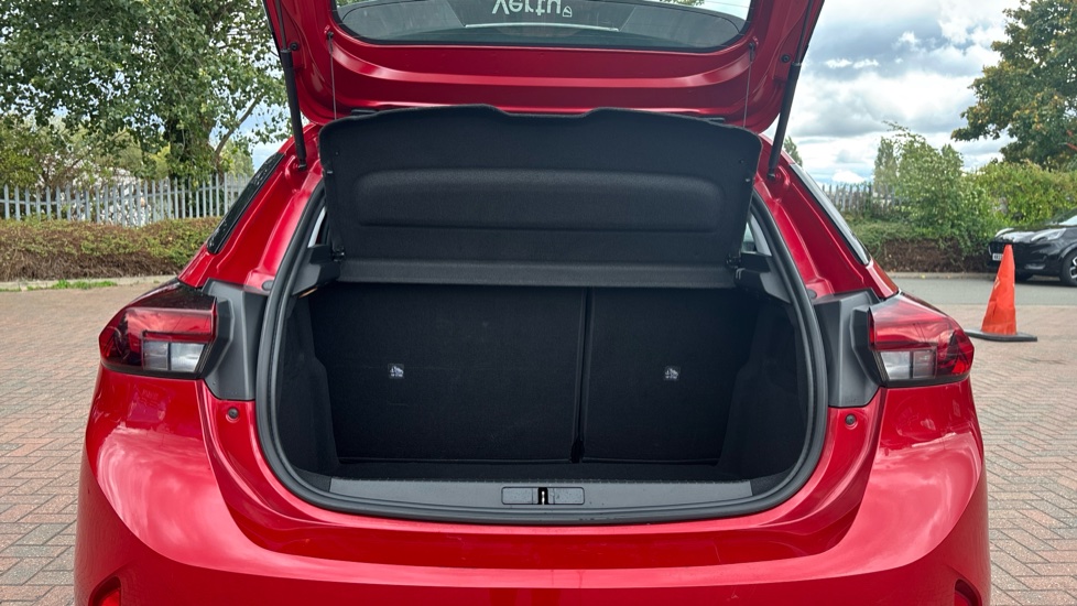Vauxhall Corsa 1.2 SE 5dr Petrol Hatchback - Image 4