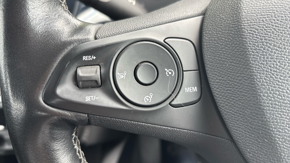 Vauxhall Corsa 1.2 SE 5dr Petrol Hatchback - Image 32