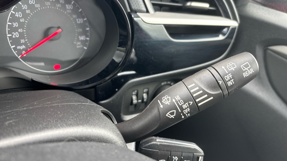 Vauxhall Corsa 1.2 SE 5dr Petrol Hatchback - Image 35