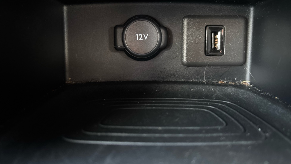 Vauxhall Grandland 1.2 Turbo Ultimate 5dr Petrol Hatchback - Image 31