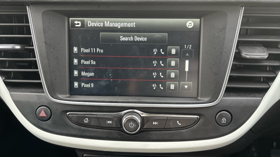Vauxhall Crossland X 1.2 [83] Griffin 5dr [Start Stop] Petrol Hatchback - Image 23