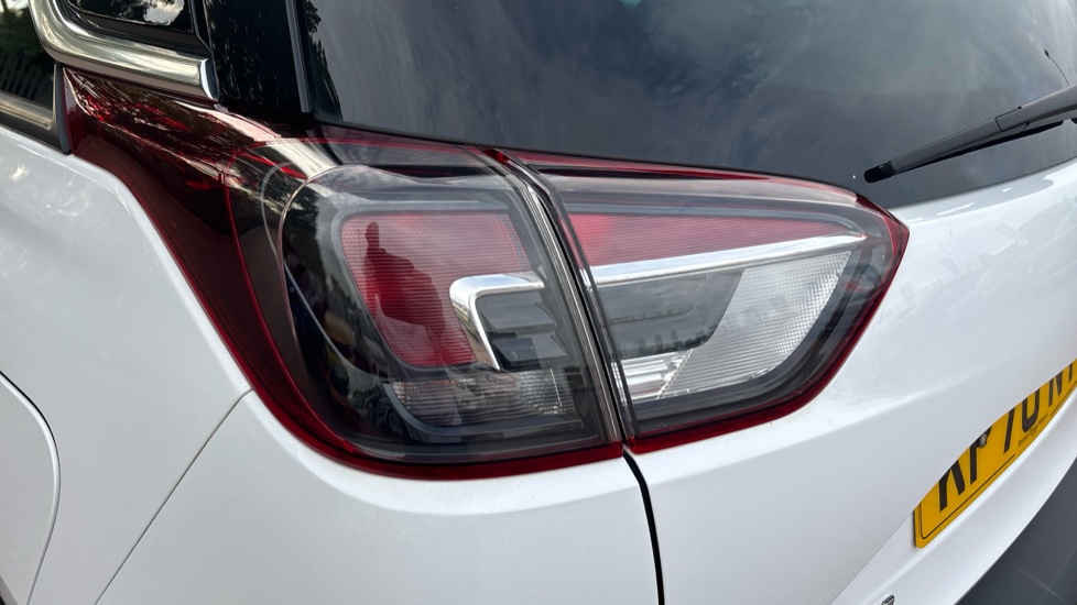 Vauxhall Crossland X 1.2 [83] Griffin 5dr [Start Stop] Petrol Hatchback - Image 40