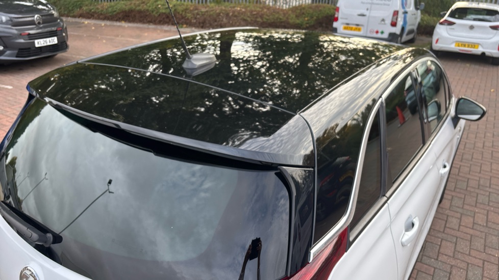 Vauxhall Crossland X 1.2 [83] Griffin 5dr [Start Stop] Petrol Hatchback - Image 42