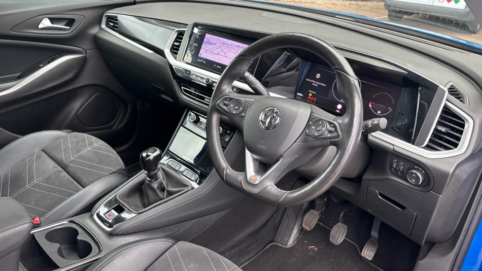 Vauxhall Grandland 1.2 Turbo Ultimate 5dr Petrol Hatchback - Image 11
