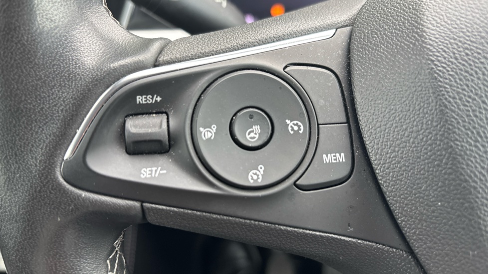 Vauxhall Grandland 1.2 Turbo Ultimate 5dr Petrol Hatchback - Image 33