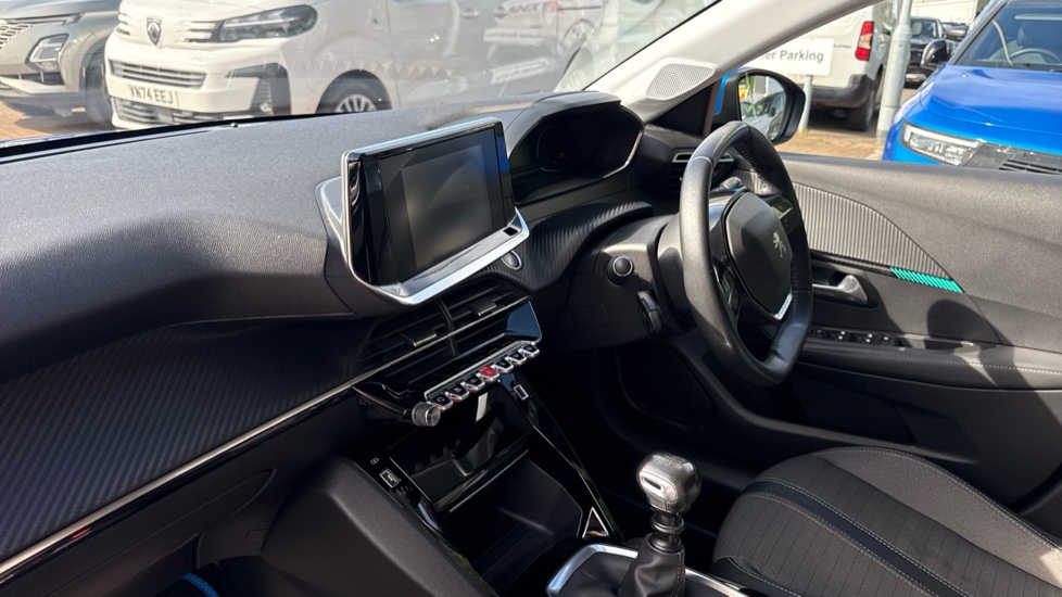 Peugeot 208 1.2 PureTech 100 Allure 5dr Petrol Hatchback - Image 9