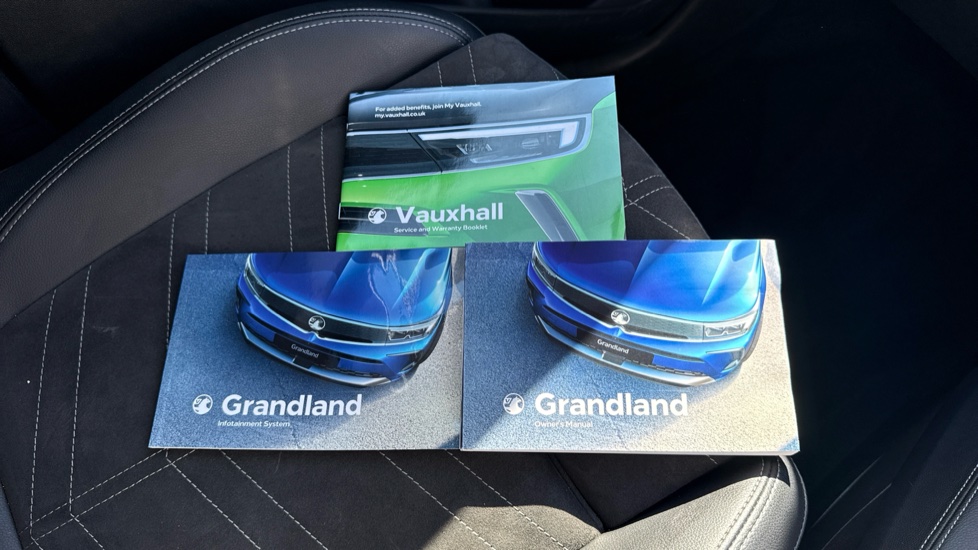 Vauxhall Grandland 1.2 Turbo Ultimate 5dr Petrol Hatchback - Image 19