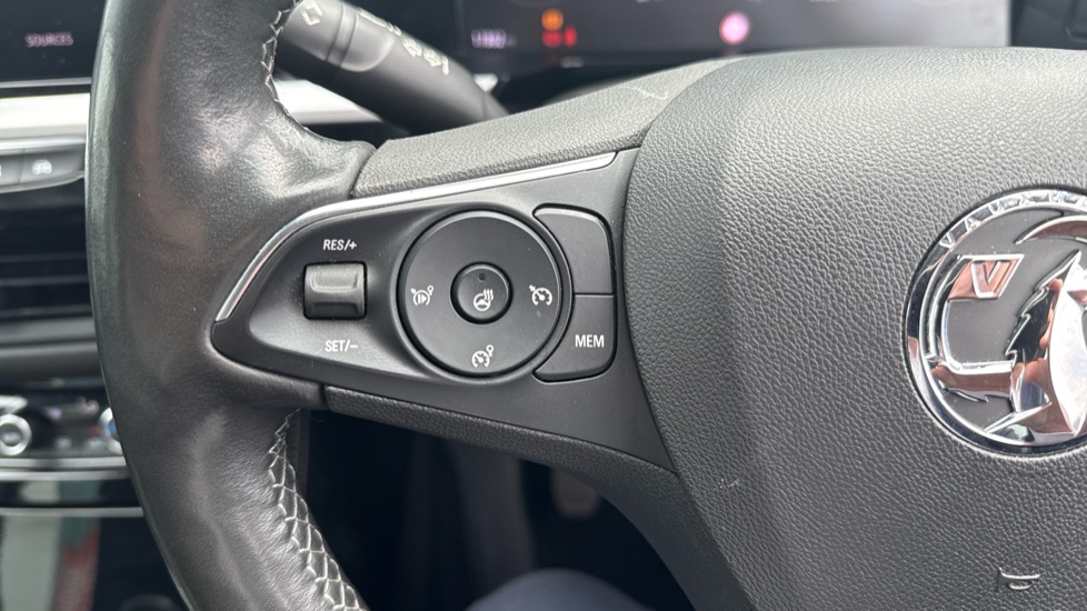 Vauxhall Grandland 1.2 Turbo Ultimate 5dr Petrol Hatchback - Image 28