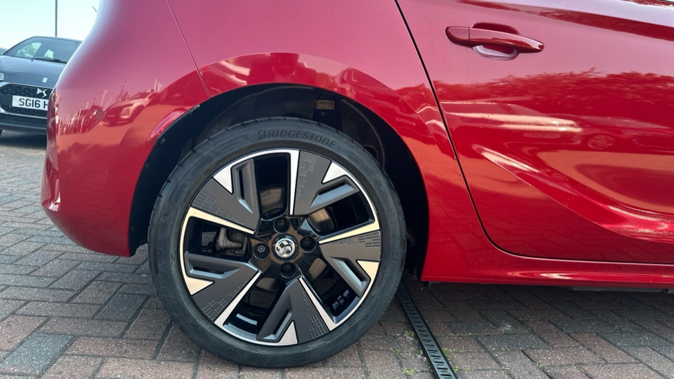 Vauxhall Corsa 100kW Ultimate 50kWh 5dr Auto [11kWCh] Electric Hatchback - Image 7