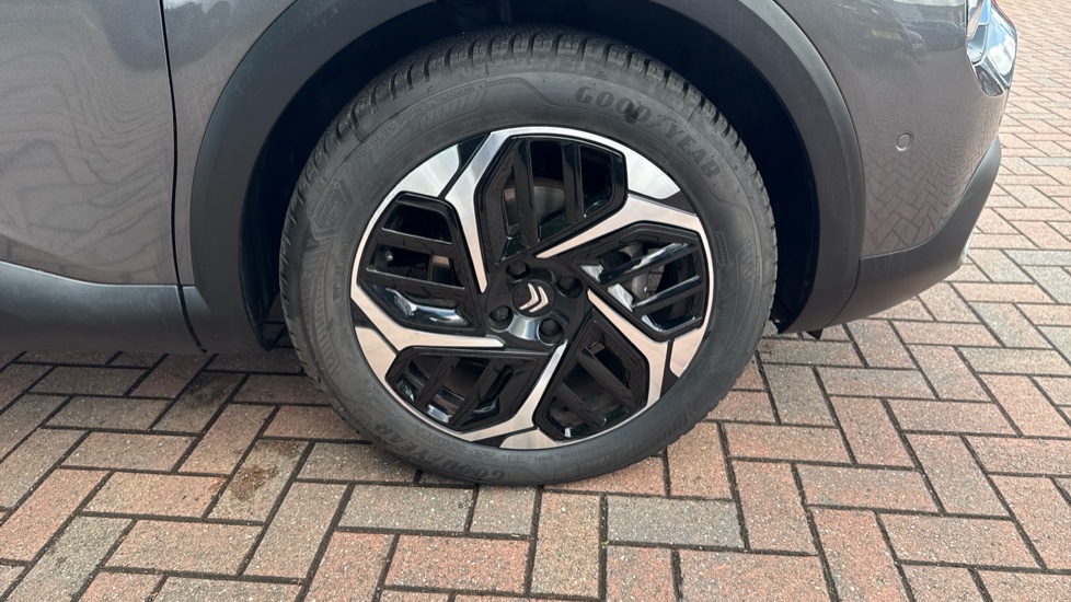 Citroen C4 1.2 PureTech [130] Max 5dr Auto Petrol Hatchback - Image 35
