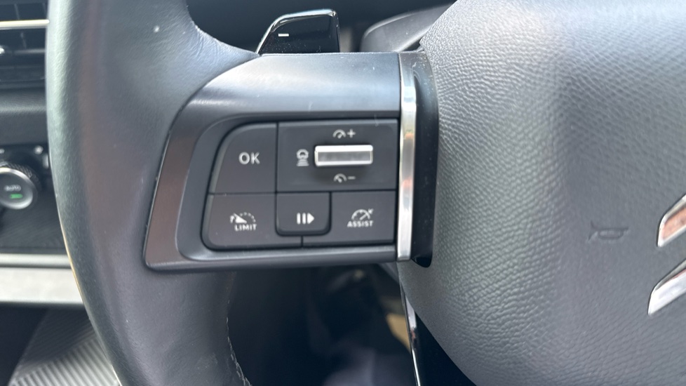 Citroen C4 1.2 PureTech [130] Max 5dr Auto Petrol Hatchback - Image 33