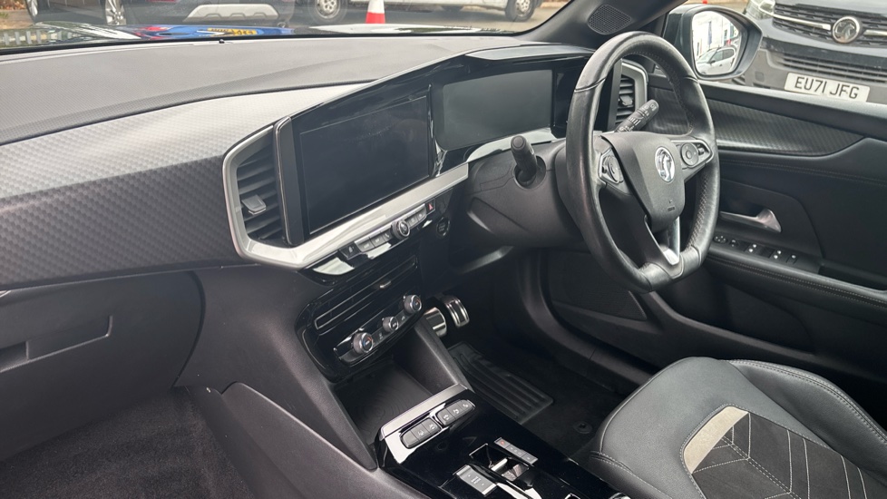 Vauxhall Mokka 100kW Ultimate 50kWh 5dr Auto Electric Hatchback - Image 9