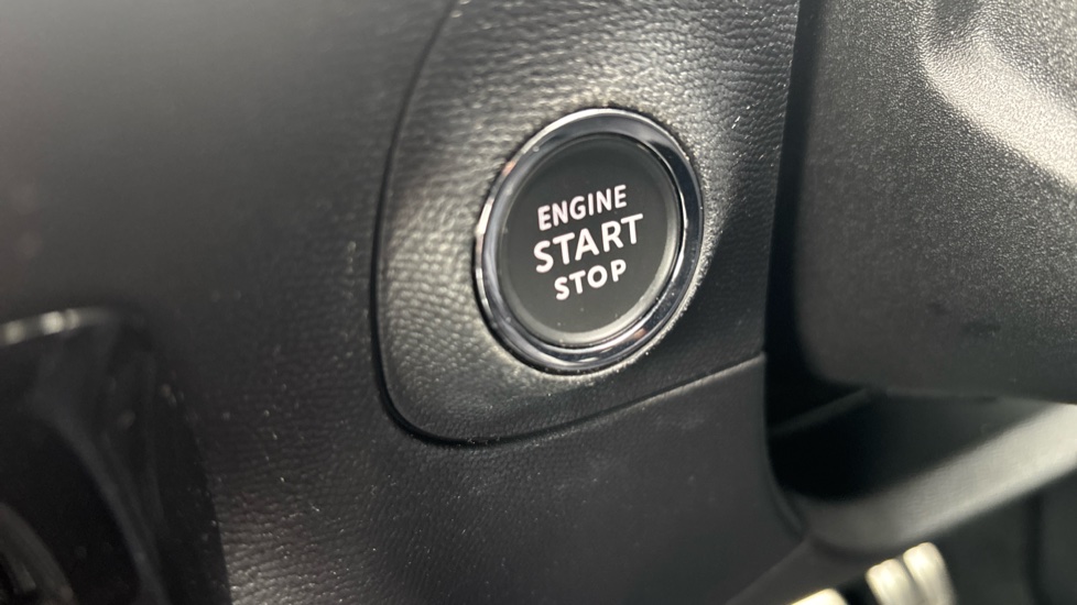 Vauxhall Mokka 100kW Ultimate 50kWh 5dr Auto Electric Hatchback - Image 28