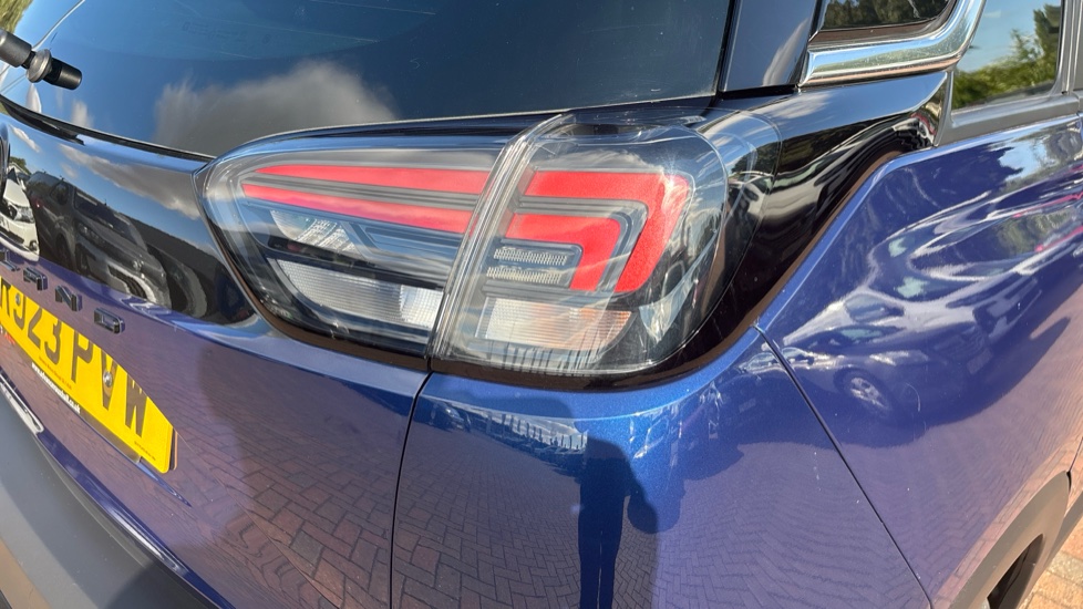 Vauxhall Crossland 1.2 Turbo [130] Ultimate 5dr Auto Petrol Hatchback - Image 45