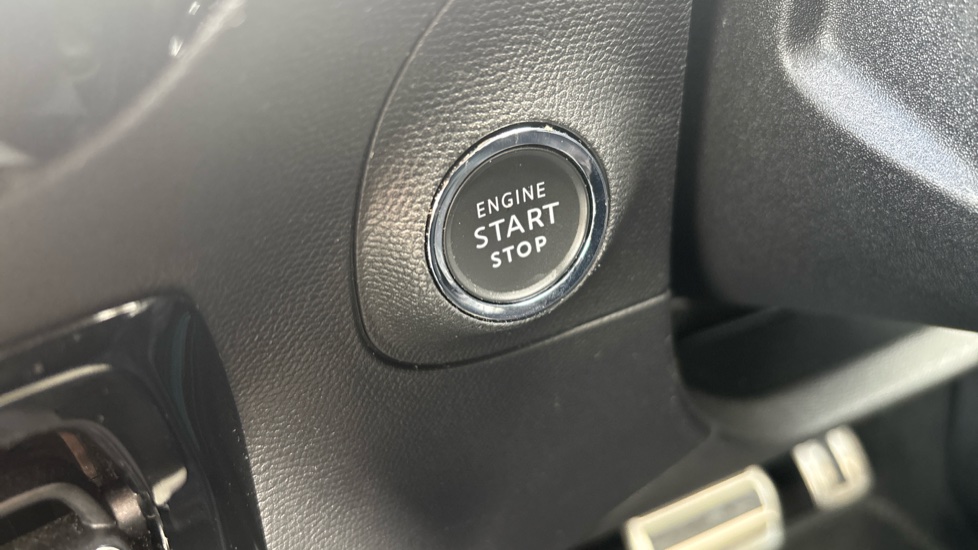 Vauxhall Mokka 100kW Ultimate 50kWh 5dr Auto Electric Hatchback - Image 29