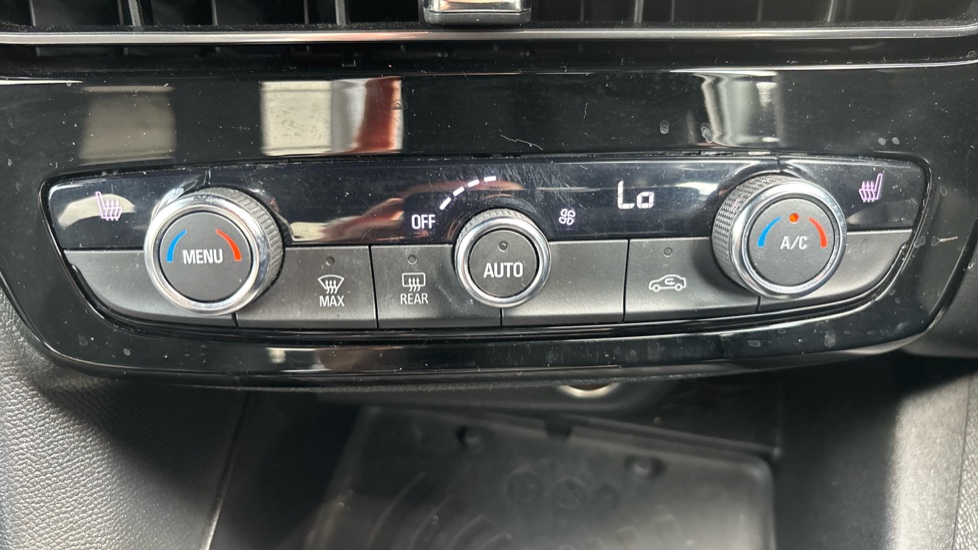 Vauxhall Mokka 100kW Ultimate 50kWh 5dr Auto Electric Hatchback - Image 30