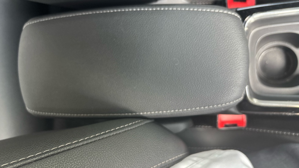Vauxhall Mokka 100kW Ultimate 50kWh 5dr Auto Electric Hatchback - Image 34
