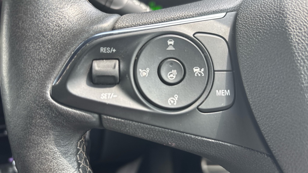 Vauxhall Mokka 100kW Ultimate 50kWh 5dr Auto Electric Hatchback - Image 36
