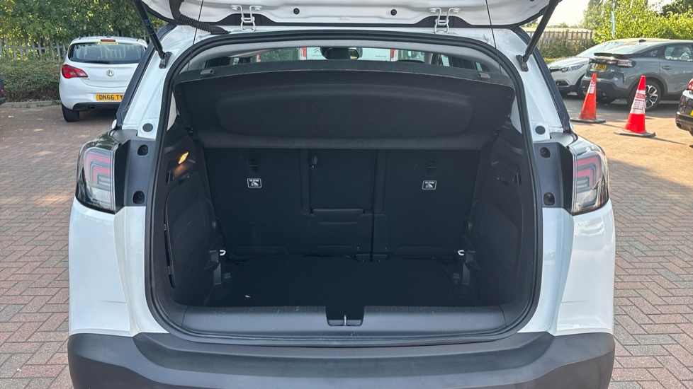 Vauxhall Crossland 1.2 Turbo Ultimate 5dr Petrol Hatchback - Image 4