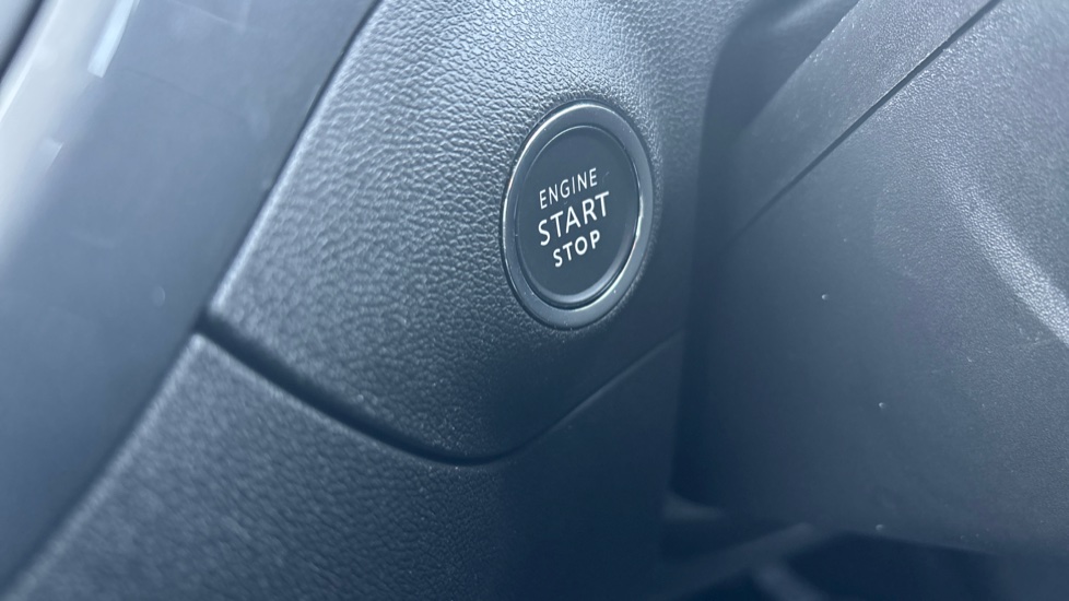 Vauxhall Crossland 1.2 Turbo Ultimate 5dr Petrol Hatchback - Image 27