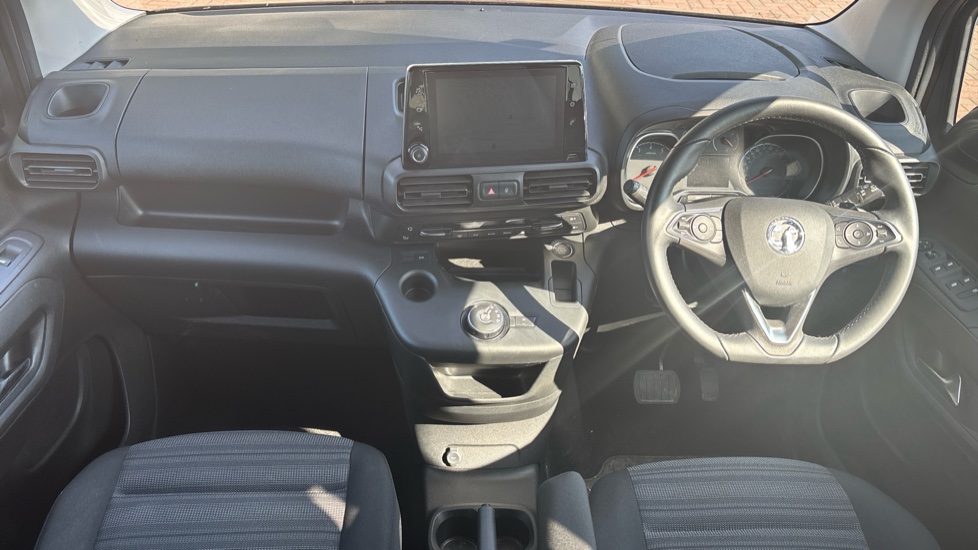 Vauxhall Combo Life 1.5 Turbo D 130 Elite 5dr Auto Diesel Estate - Image 10
