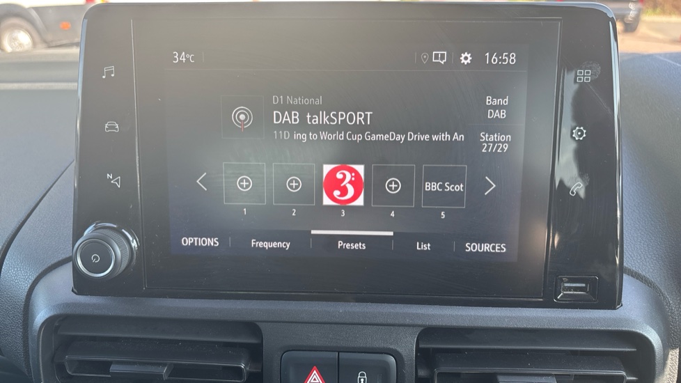 Vauxhall Combo Life 1.5 Turbo D 130 Elite 5dr Auto Diesel Estate - Image 23