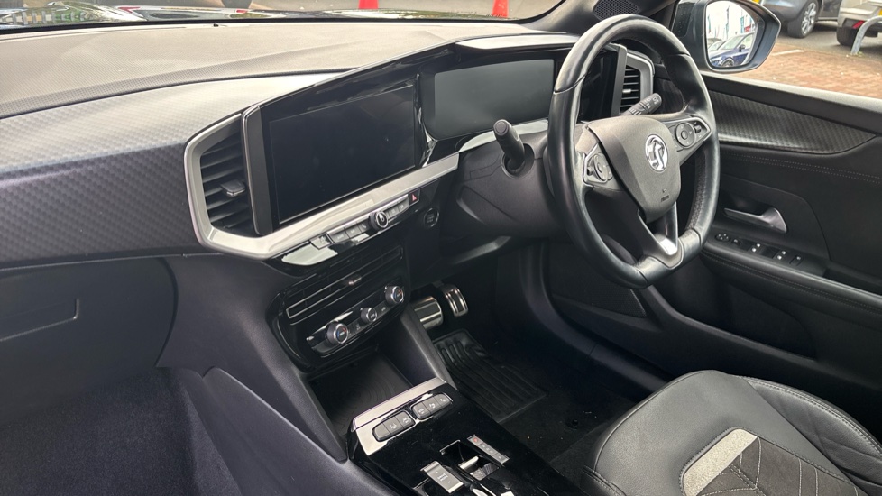 Vauxhall Mokka 100kW Ultimate 50kWh 5dr Auto Electric Hatchback - Image 9
