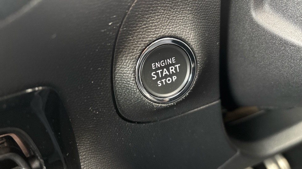Vauxhall Mokka 100kW Ultimate 50kWh 5dr Auto Electric Hatchback - Image 29