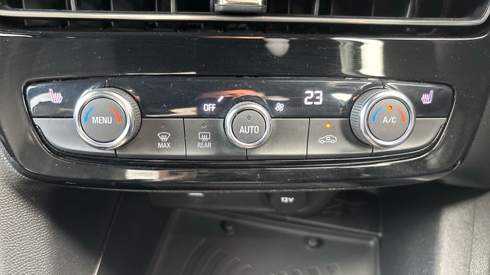 Vauxhall Mokka 100kW Ultimate 50kWh 5dr Auto Electric Hatchback - Image 30