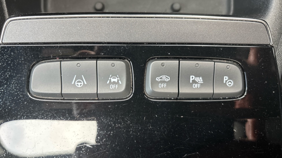 Vauxhall Mokka 100kW Ultimate 50kWh 5dr Auto Electric Hatchback - Image 33