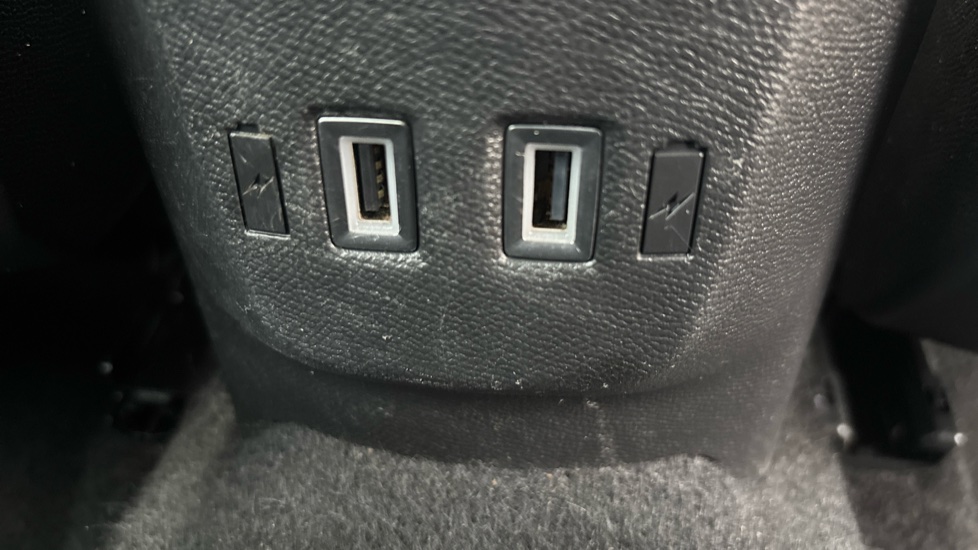 Vauxhall Mokka 100kW Ultimate 50kWh 5dr Auto Electric Hatchback - Image 36
