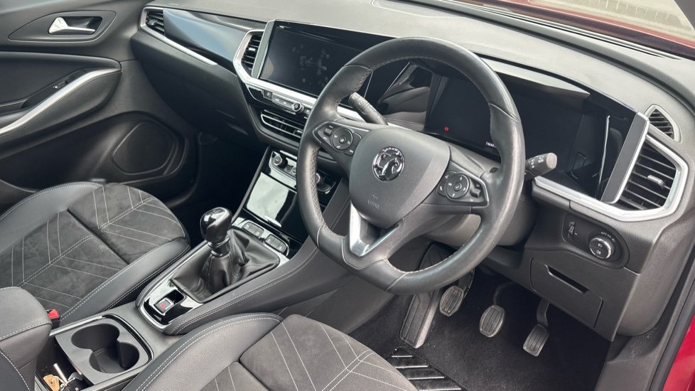 Vauxhall Grandland 1.2 Turbo Ultimate 5dr Petrol Hatchback - Image 11