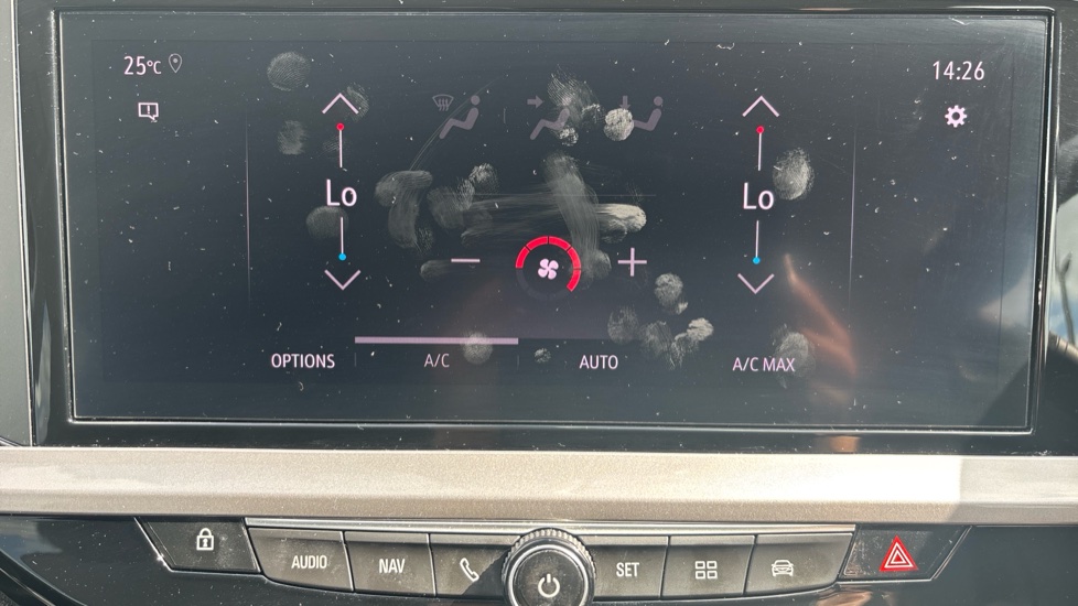 Vauxhall Grandland 1.2 Turbo Ultimate 5dr Petrol Hatchback - Image 28