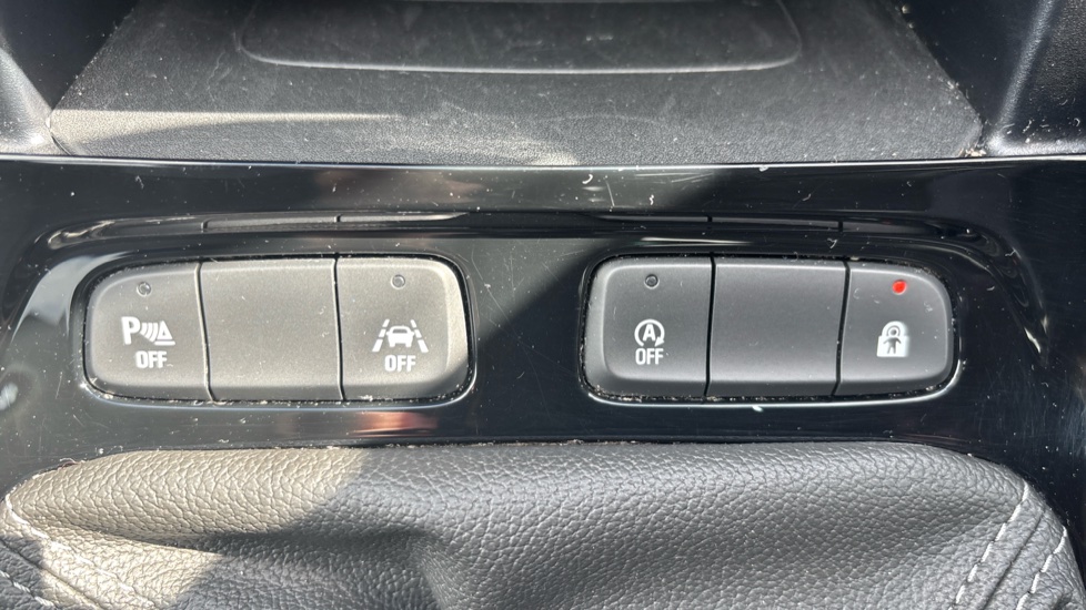 Vauxhall Grandland 1.2 Turbo Ultimate 5dr Petrol Hatchback - Image 32