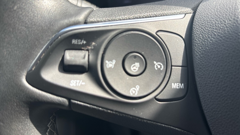 Vauxhall Grandland 1.2 Turbo Ultimate 5dr Petrol Hatchback - Image 35