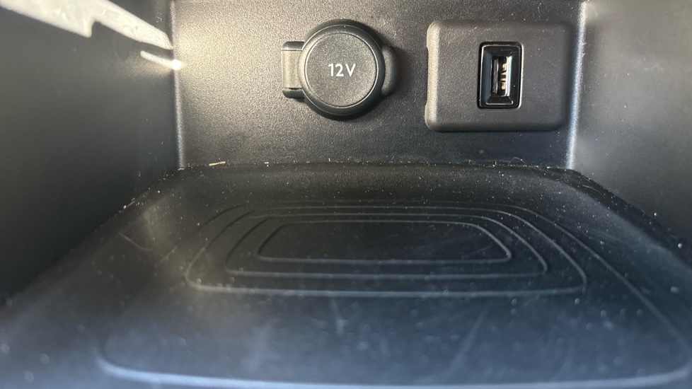 Vauxhall Grandland 1.2 Turbo Ultimate 5dr Auto Petrol Hatchback - Image 30