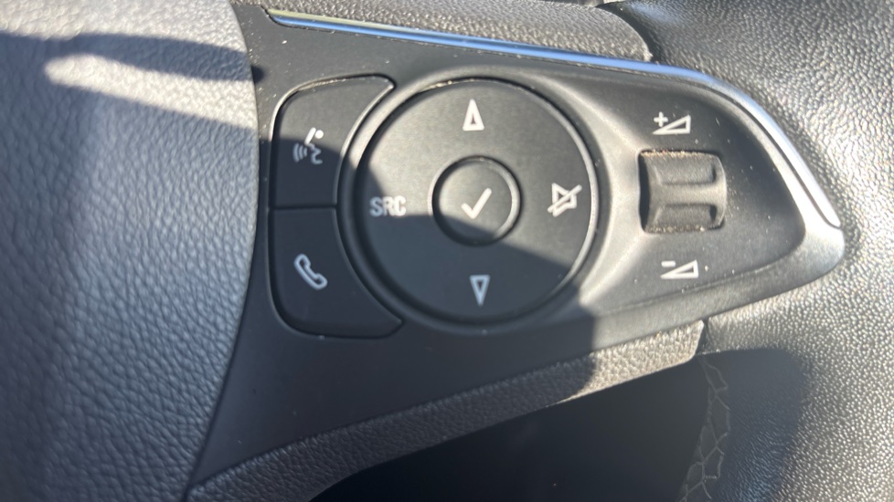 Vauxhall Grandland 1.2 Turbo Ultimate 5dr Auto Petrol Hatchback - Image 35