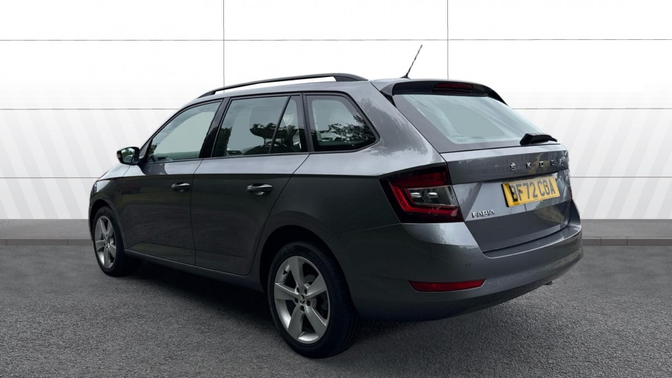 Skoda Fabia 1.0 TSI SE L 5dr DSG Petrol Estate - Image 2